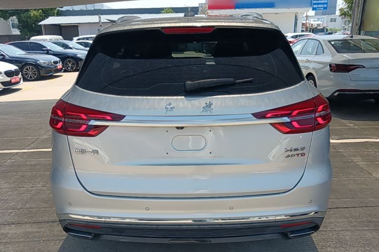 Hongqi HS5 2019 — 5