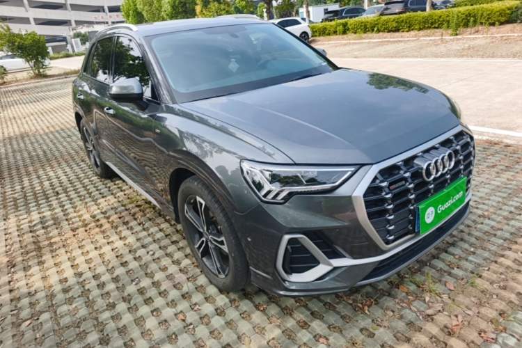 Audi Q3 2022 — 3