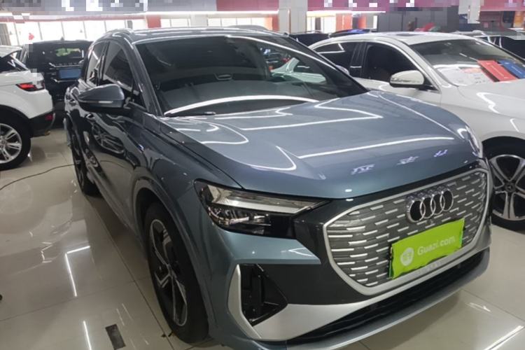 Audi Q4 e-tron 2023 — 3