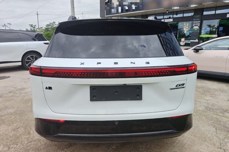 XPeng G9 2022 — 5