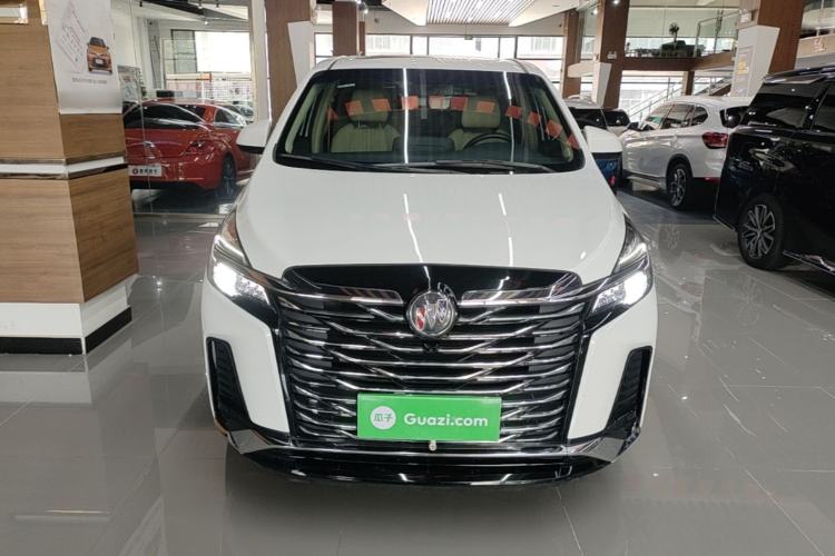 Buick GL8 2023 — 2