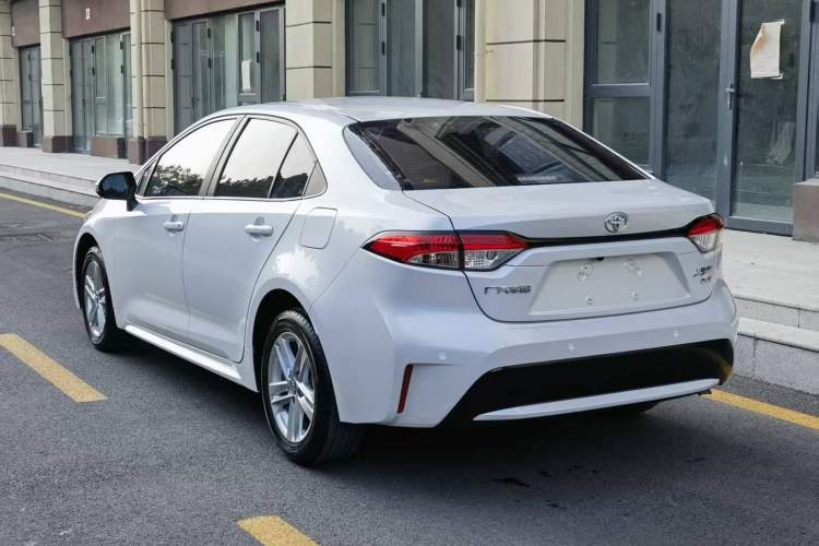 Toyota Corolla 2021 — 4