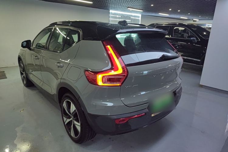 Volvo xc40 new energy 2021 — фото 4