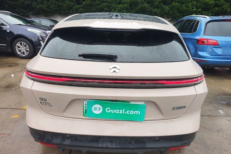 NIO ET5T 2023 — 5