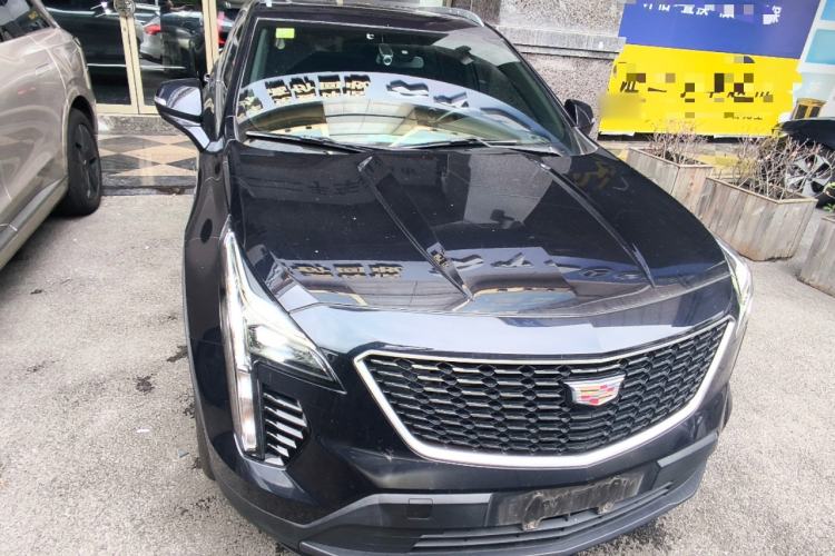Cadillac XT4 2021 — 2