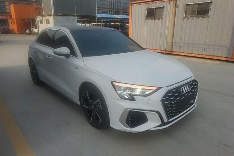 Audi A3 2022 — 3