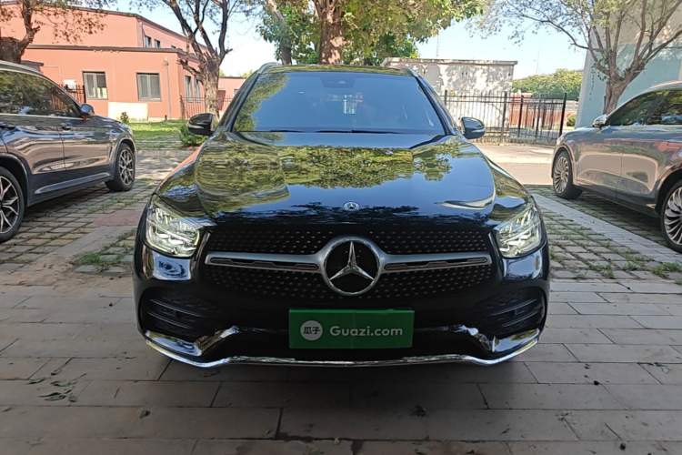 Mercedes-Benz GLC 300 L 2020 — фото 2