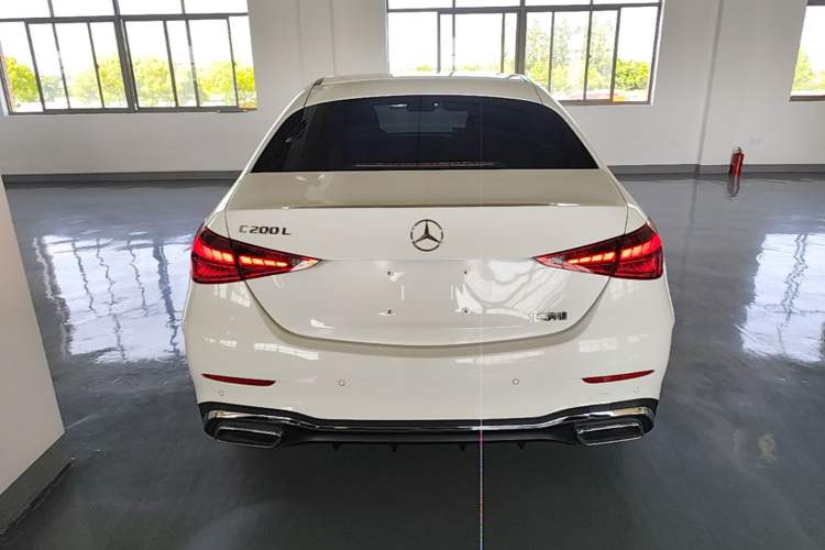 Mercedes-Benz C 200 L 2024 — 5