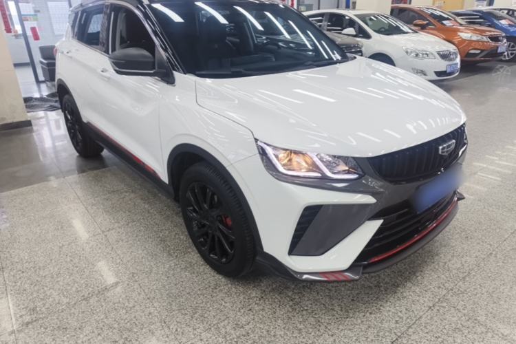 Geely Coolray 2023 — 3