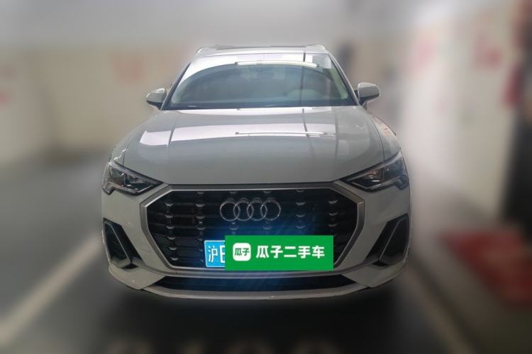 Audi Q3 2022 — 2
