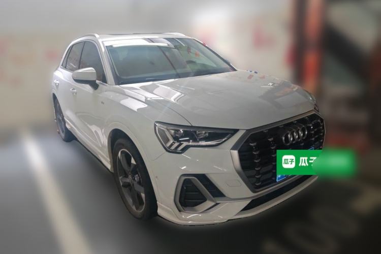Audi Q3 2022 — 3