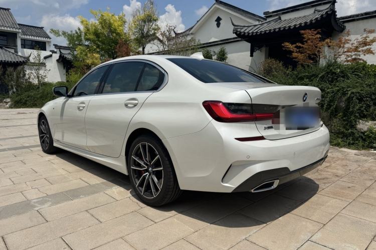 BMW 320Li 2022 — фото 4