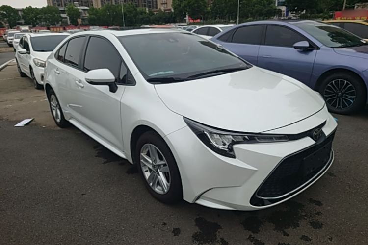 Toyota Corolla 2021 — 3