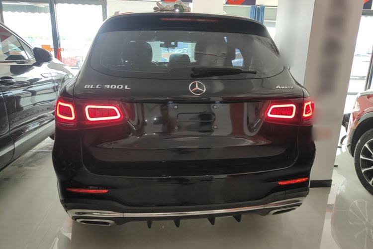 Mercedes-Benz GLC 300 L 2022 — фото 5