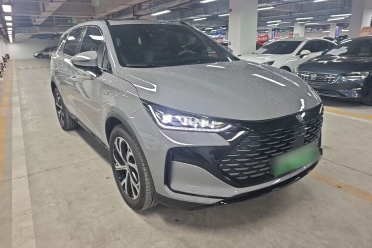 BYD Tang 2025 — 3