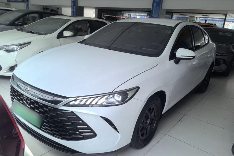 BYD Qin PLUS 2025 — фото 1