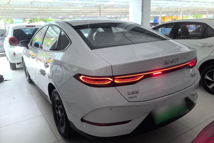 BYD Qin PLUS 2025 — фото 4