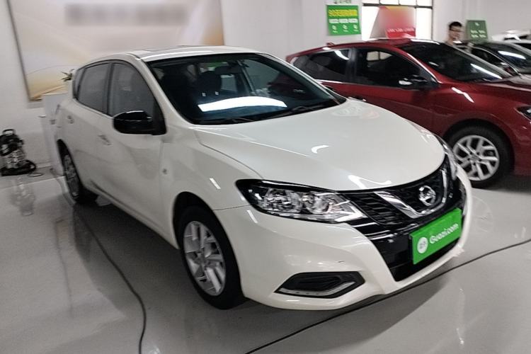 Nissan Tiida 2021 — 3