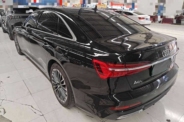 Audi A6 2022 — 4