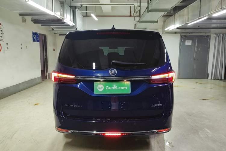 Buick GL8 2023 — 5