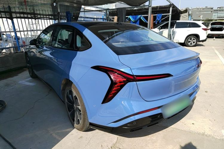 Hongqi Tiangong 05 2025 — 4