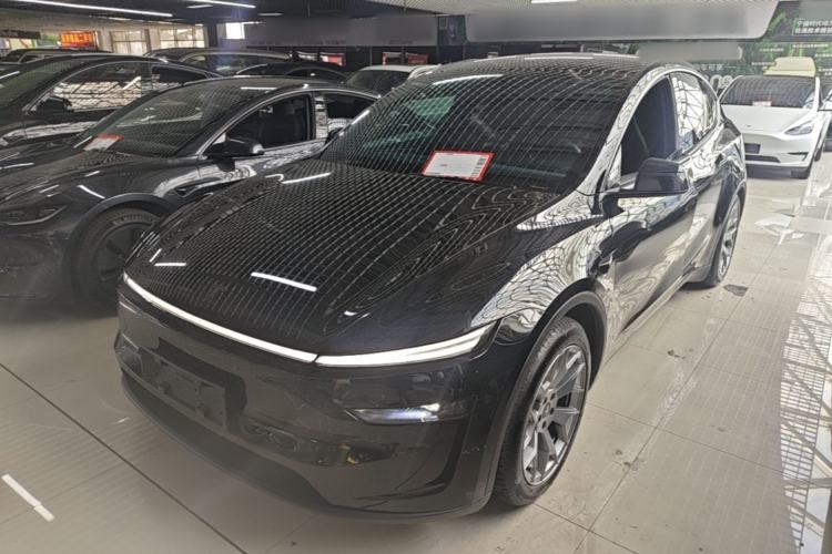 Tesla Model Y L 2025 — фото 1