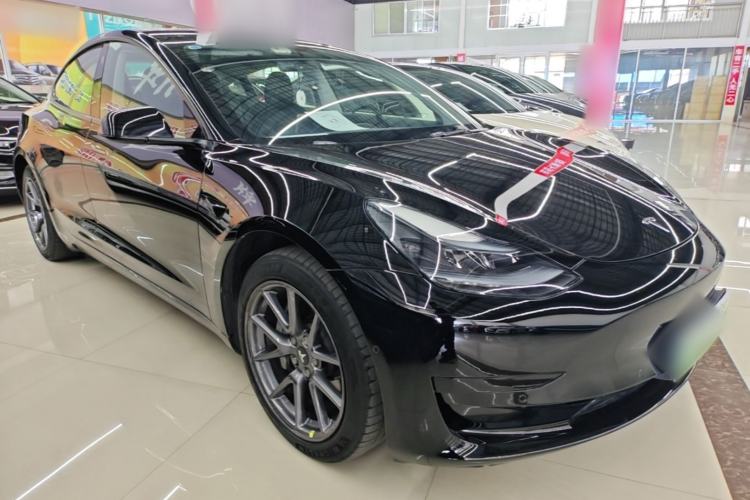 Tesla Model 3 2022 — 3