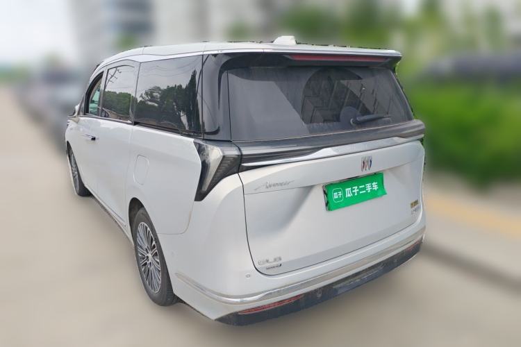 Buick GL8 New Energy 2024 — 4