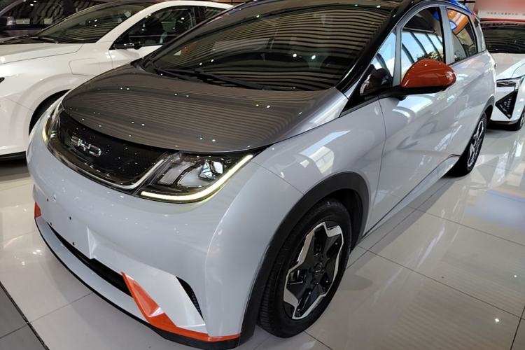 BYD Dolphin 2021 — фото 1