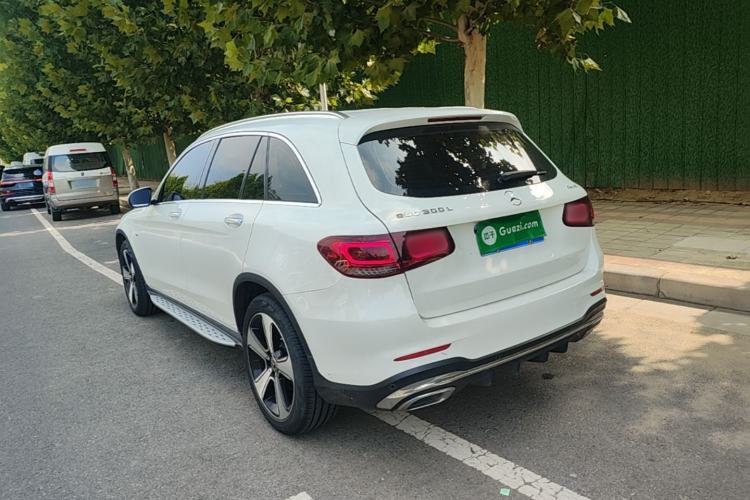 Mercedes-Benz GLC 300 L 2022 — фото 4