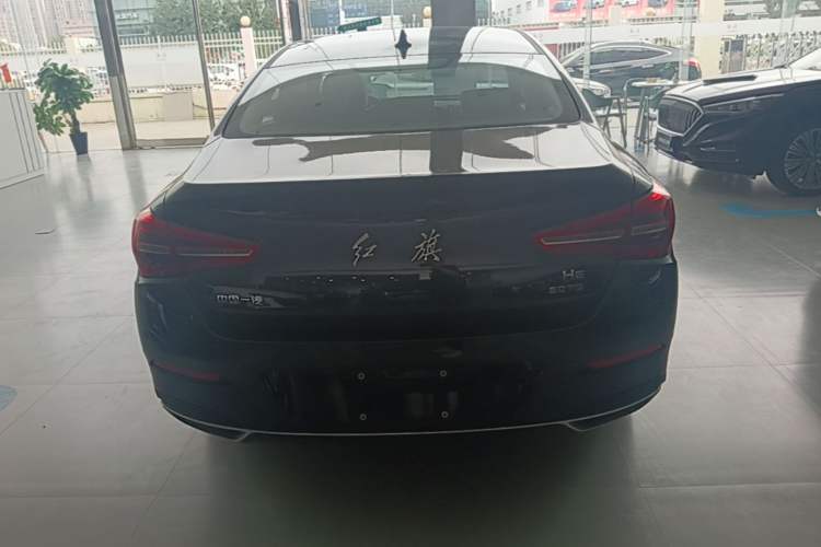 Hongqi H5 2022 — 5