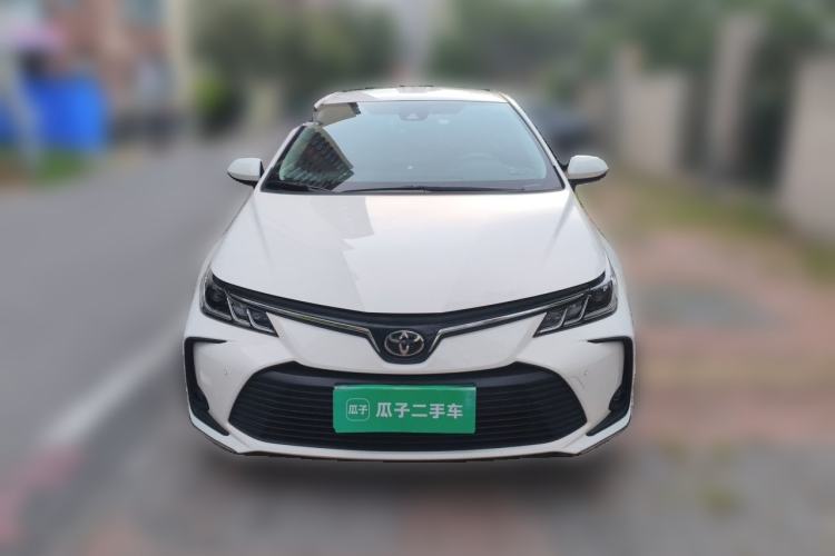 Toyota Corolla 2022 — фото 2