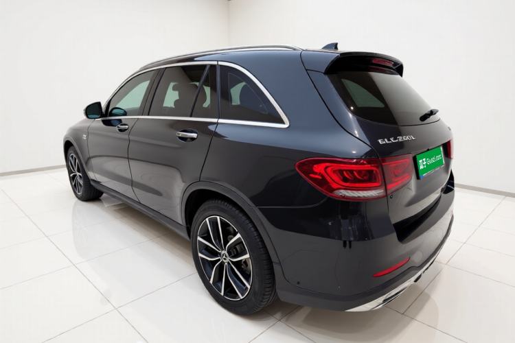 Mercedes-Benz GLC 260 L 2021 — фото 4