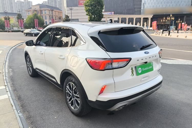 Ford Escape 2020 — 4