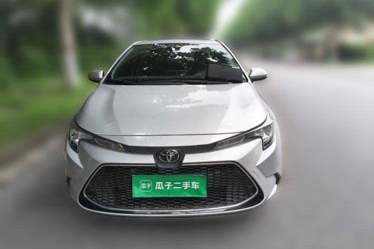 Toyota Corolla 2021 — фото 2