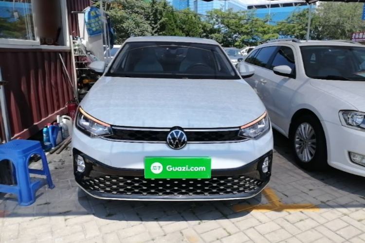 Volkswagen Lavida 2023 — 2