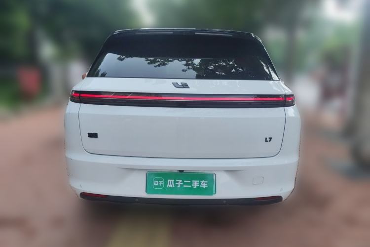 Li Auto L7 2023 — 5