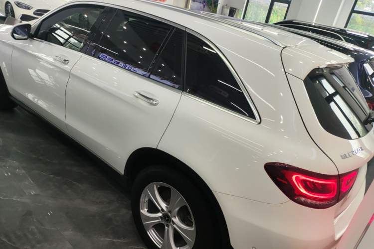 Mercedes-Benz GLC 260 L 2020 — 4