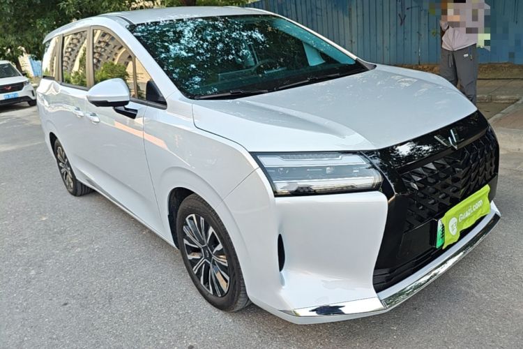 Wuling Starlight 730 2025 — 3