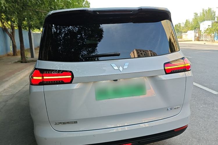 Wuling Starlight 730 2025 — 5