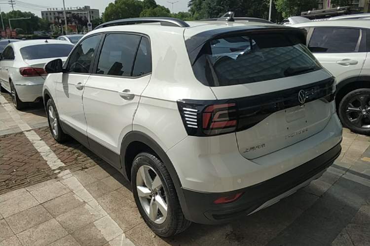 Volkswagen T-Cross 2023 — фото 4