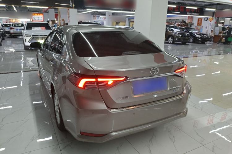Toyota Corolla 2024 — 4