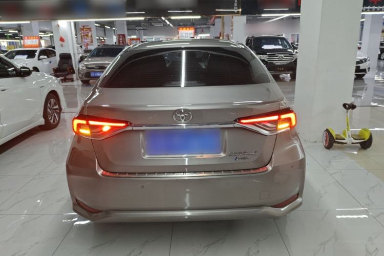 Toyota Corolla 2024 — 5