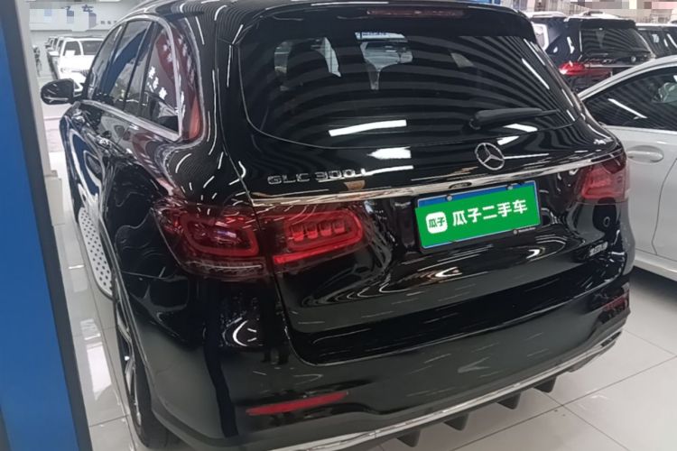 Mercedes-Benz GLC 300 L 2022 — фото 4