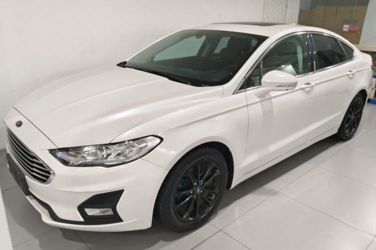 Ford Mondeo 2020 — фото 1
