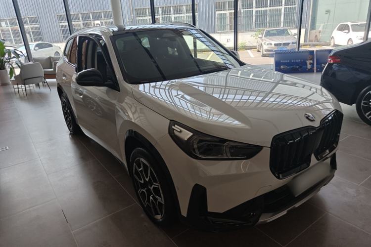 BMW X1 2023 — фото 3