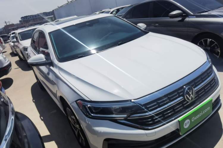 Volkswagen Sagitar 2023 — 3