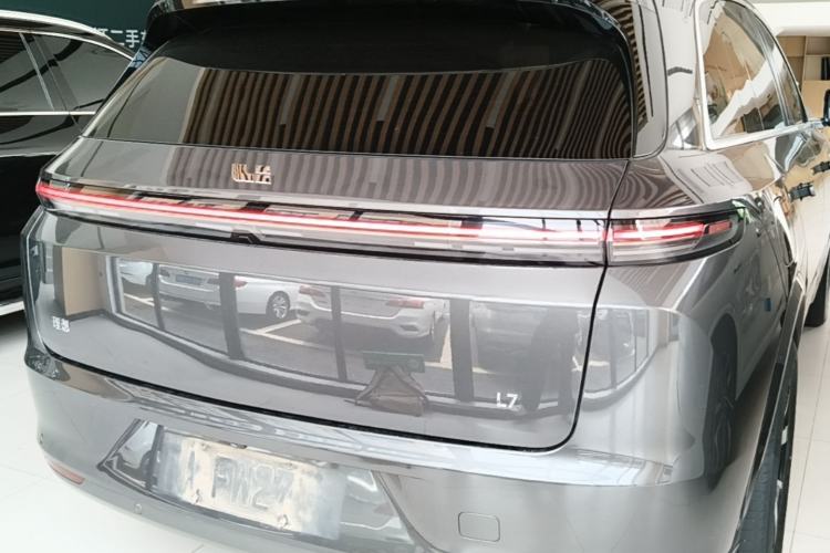 Li Auto L7 2023 — 5