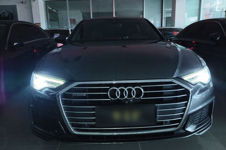 Audi A6L 2021 — 2