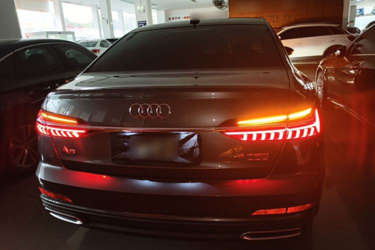 Audi A6L 2021 — 5